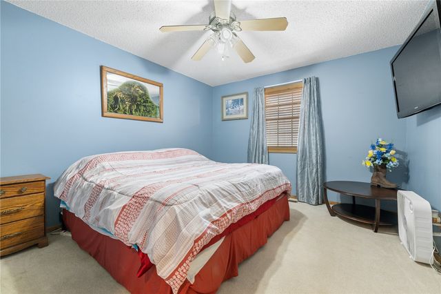 823 N Oak Street, Harrison, AR 72601