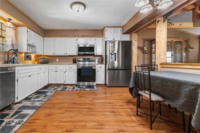 823 N Oak Street, Harrison, AR 72601