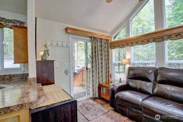 33 2 Wilderness Way, Deming, WA 98244