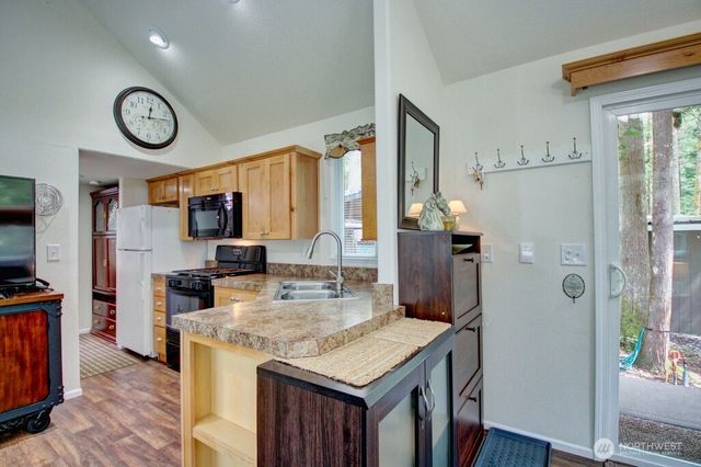 33 2 Wilderness Way, Deming, WA 98244