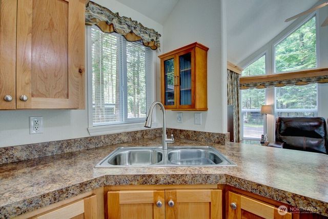 33 2 Wilderness Way, Deming, WA 98244