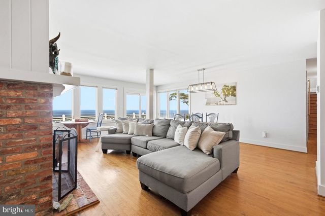 5424 BEACH DR, Saint Leonard, MD 20685