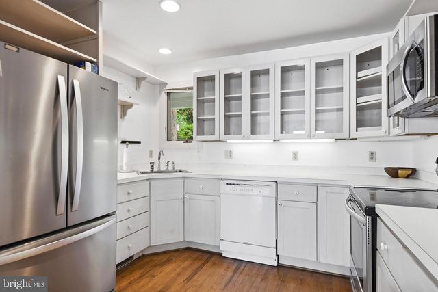 5424 BEACH DR, Saint Leonard, MD 20685