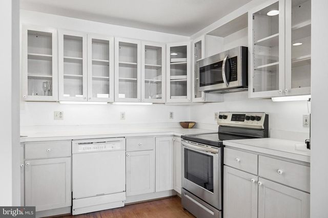 5424 BEACH DR, Saint Leonard, MD 20685