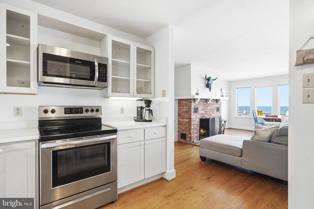 5424 BEACH DR, Saint Leonard, MD 20685