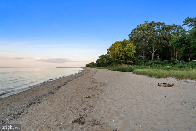 5424 BEACH DR, Saint Leonard, MD 20685