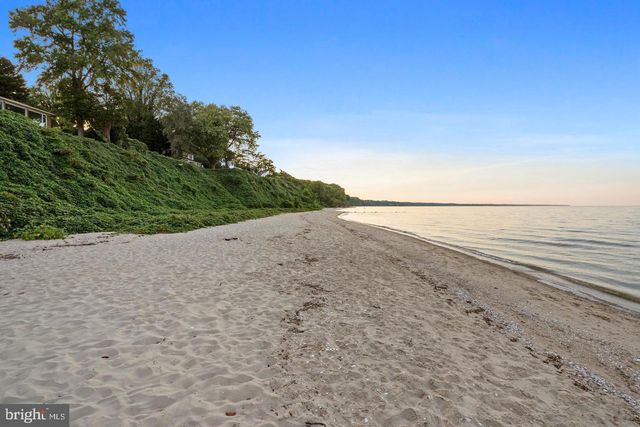5424 BEACH DR, Saint Leonard, MD 20685