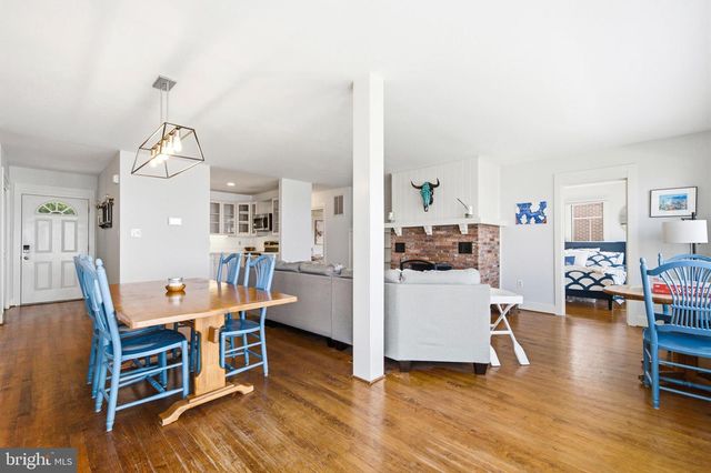 5424 BEACH DR, Saint Leonard, MD 20685