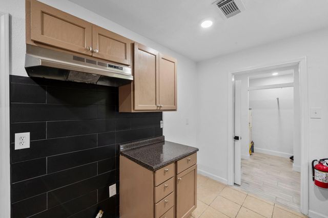 1614 Palmwood Drive, Pasadena, TX 77502