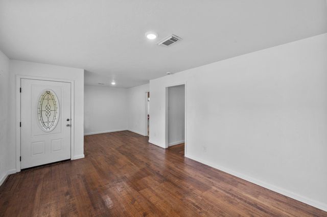 1614 Palmwood Drive, Pasadena, TX 77502