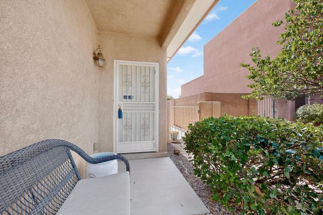 7711 Calle Armonia NE, Albuquerque, NM 87113