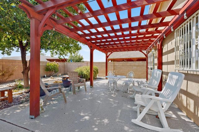 7711 Calle Armonia NE, Albuquerque, NM 87113