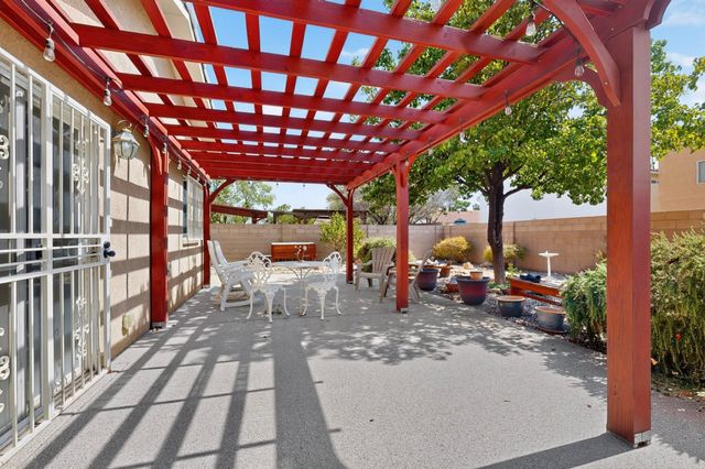 7711 Calle Armonia NE, Albuquerque, NM 87113
