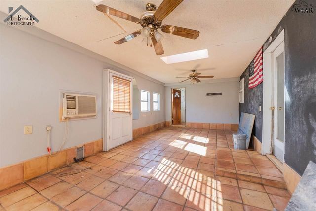1921 7TH STREET, Wichita Falls, TX 76301
