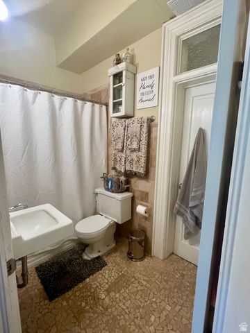 695 E 300 N, Pleasant Grove, UT 84062