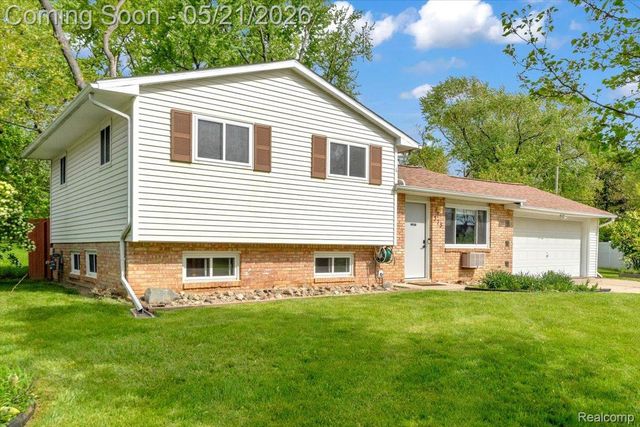 375 Senate Avenue, Ypsilanti Charter Township, MI 48197