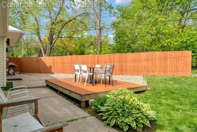 375 Senate Avenue, Ypsilanti Charter Township, MI 48197