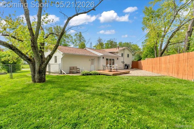 375 Senate Avenue, Ypsilanti Charter Township, MI 48197