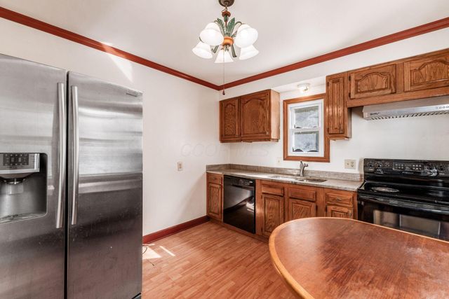 3056 Medina Avenue, Columbus, OH 43224