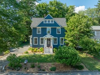 58 Wilts Ave, Hillsdale Boro, NJ 07642