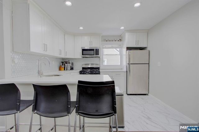 15 John Street, Passaic, NJ 07055