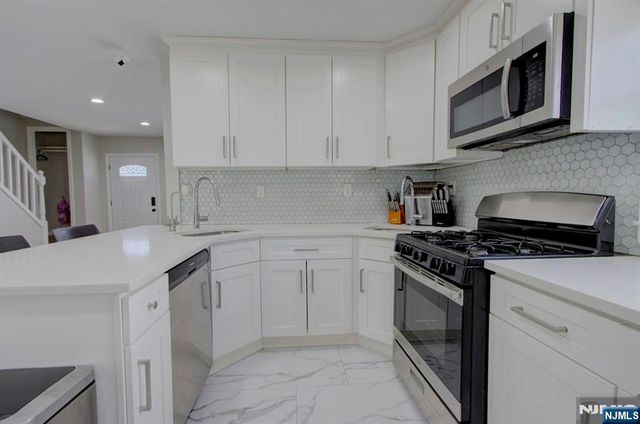 15 John Street, Passaic, NJ 07055