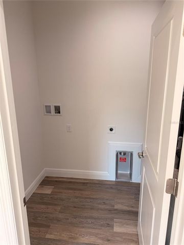 2207 MCCARTHY AVENUE, Sanford, FL 32771