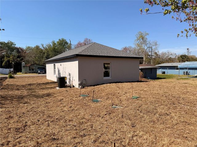 2207 MCCARTHY AVENUE, Sanford, FL 32771