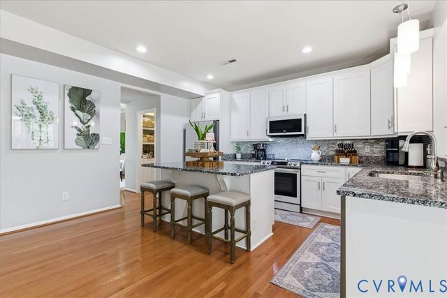 10912 Oak Arbor Ter, Chester, VA 23831