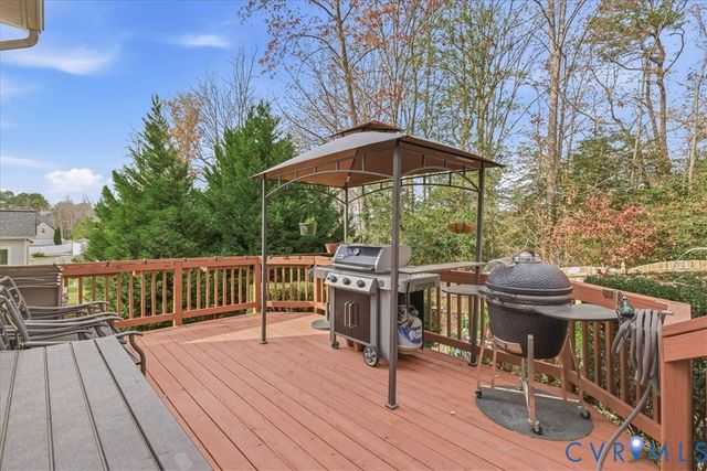 10912 Oak Arbor Ter, Chester, VA 23831