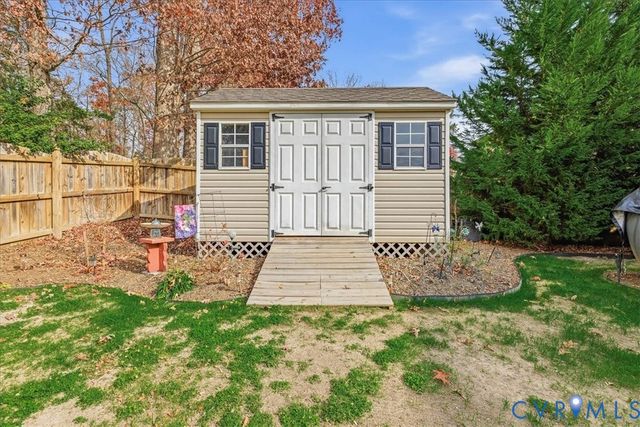 10912 Oak Arbor Ter, Chester, VA 23831