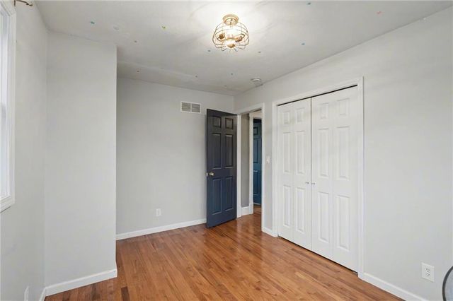 72 E 1600 Road, Baldwin City, KS 66006