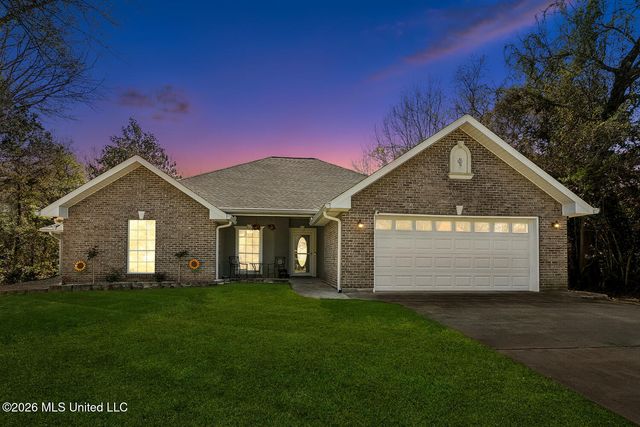 6846 Hilo Street, Diamondhead, MS 39525