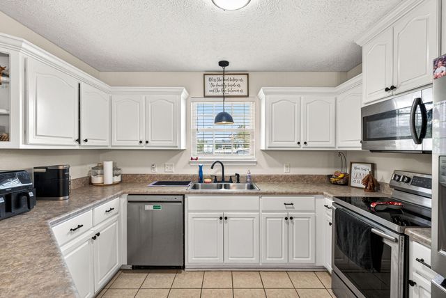 1113 N Haven Circle, Lynn Haven, FL 32444