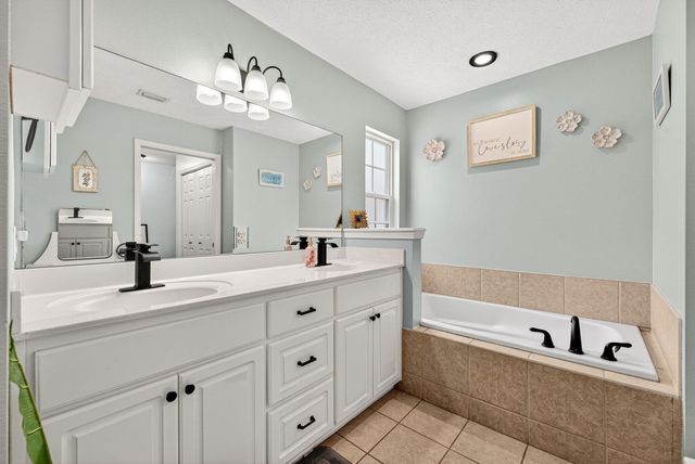 1113 N Haven Circle, Lynn Haven, FL 32444