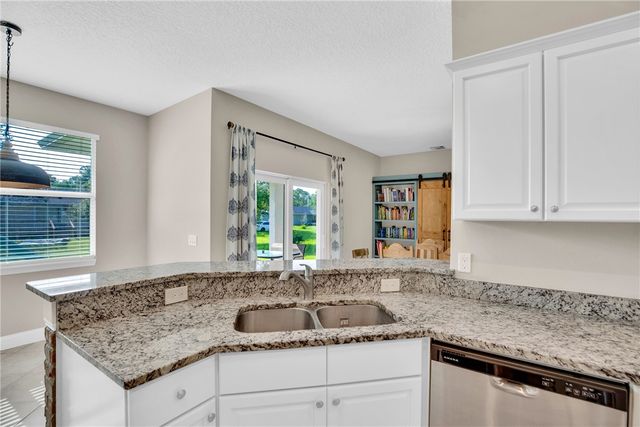 87 S Mulberry Street, Fellsmere, FL 32948