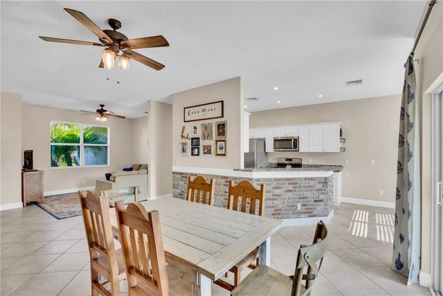 87 S Mulberry Street, Fellsmere, FL 32948