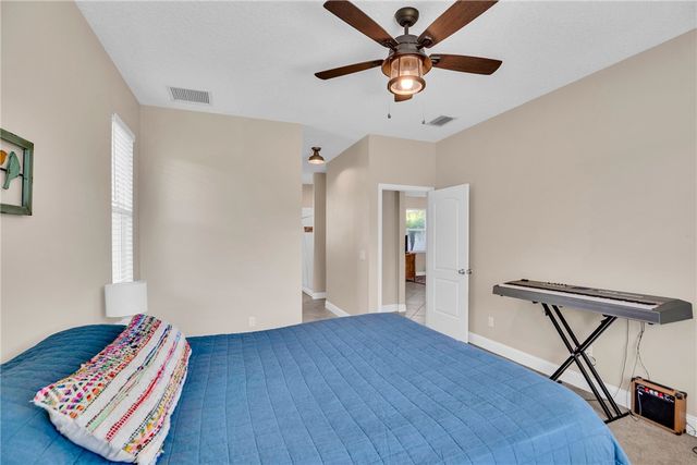 87 S Mulberry Street, Fellsmere, FL 32948
