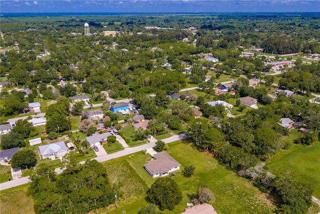 87 S Mulberry Street, Fellsmere, FL 32948