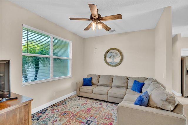87 S Mulberry Street, Fellsmere, FL 32948