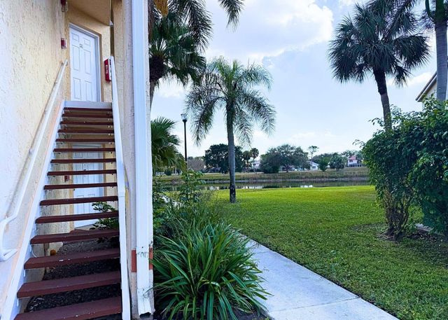 3310 N Pinewalk Drive 1827, Margate, FL 33063