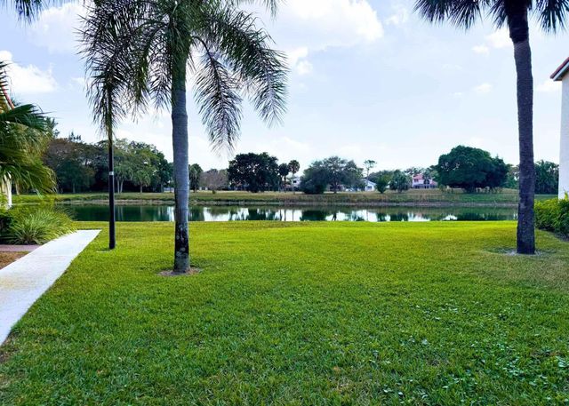 3310 N Pinewalk Drive 1827, Margate, FL 33063