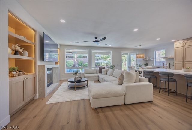 11678 Bradford Commons Drive, Las Vegas, NV 89135