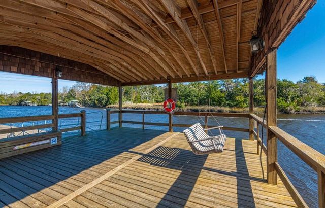 4282 Misty Hollow Lane, Ravenel, SC 29470