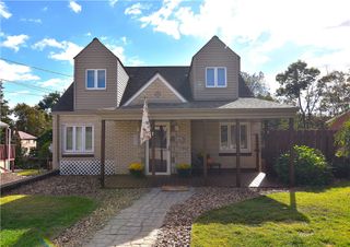 127 Marham Rd, Munhall, PA 15120