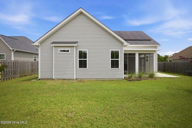 918 Rolling Pines Loop Road NE, Leland, NC 28451