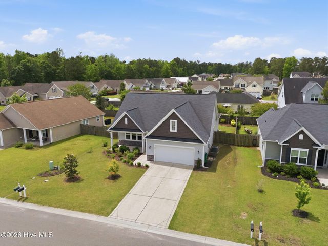 918 Rolling Pines Loop Road NE, Leland, NC 28451