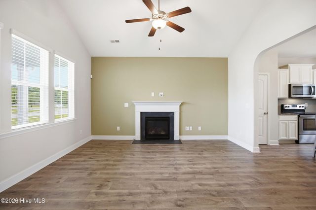 918 Rolling Pines Loop Road NE, Leland, NC 28451