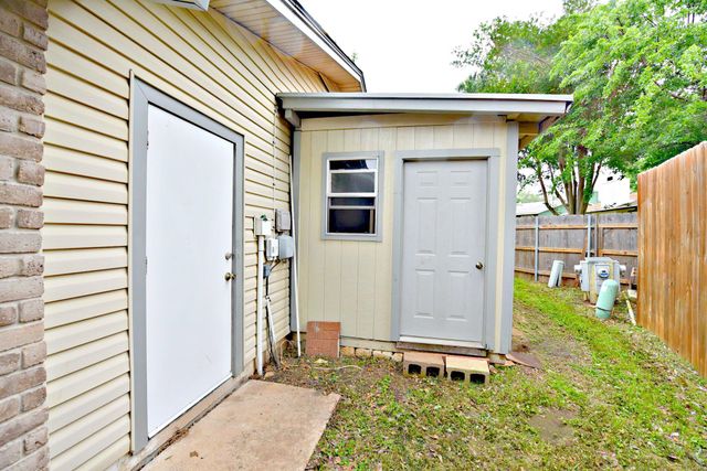 12003 Grey Fawn PATH, Austin, TX 78750