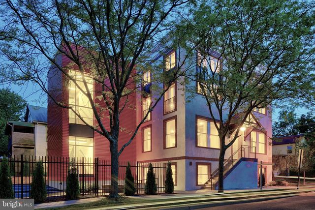 30 MACLEAN ST, Princeton, NJ 08542